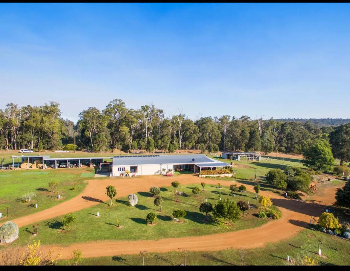 Jarrah Glen Cabins 나눕 외부 사진